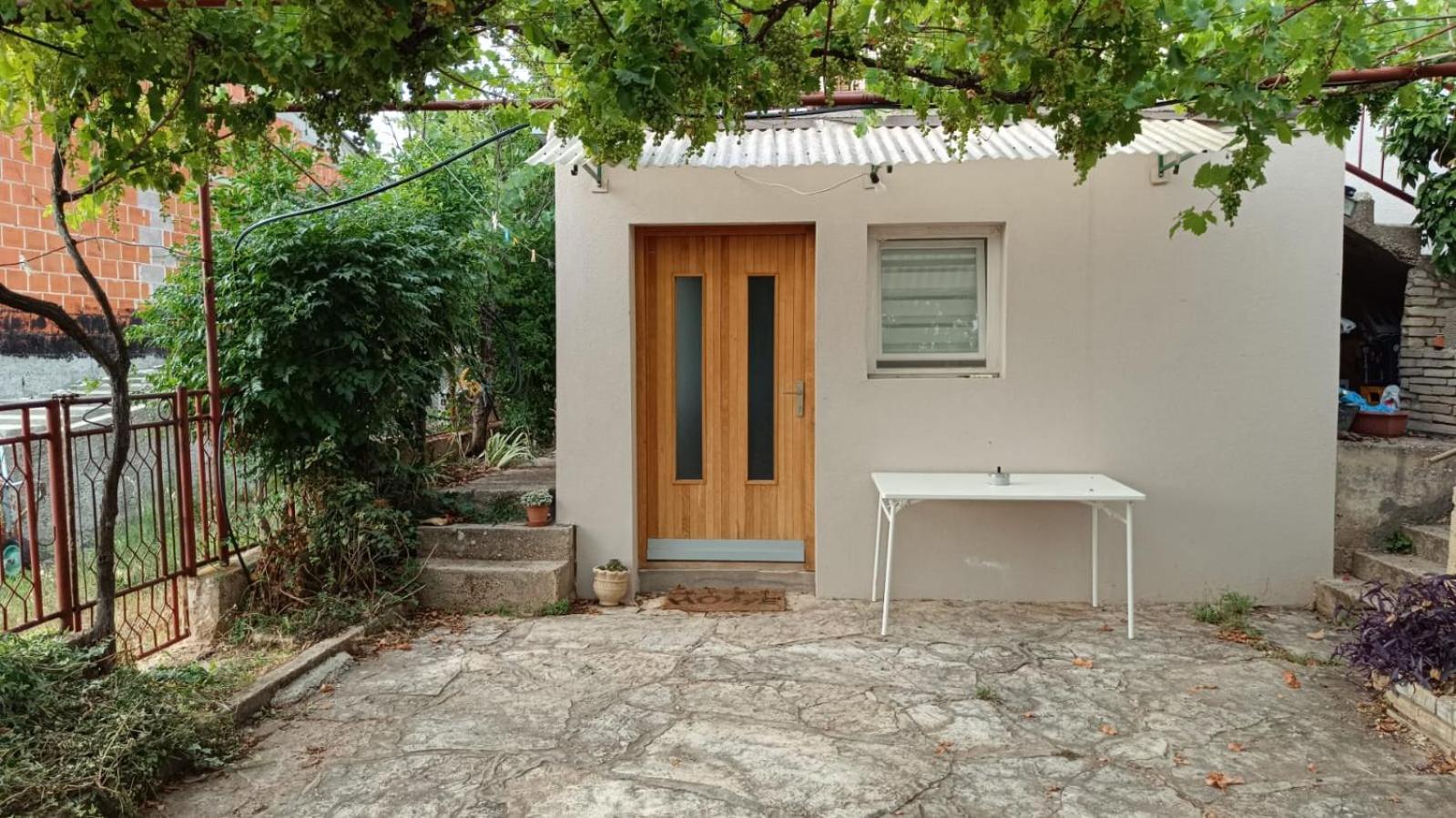 Bare Apartman